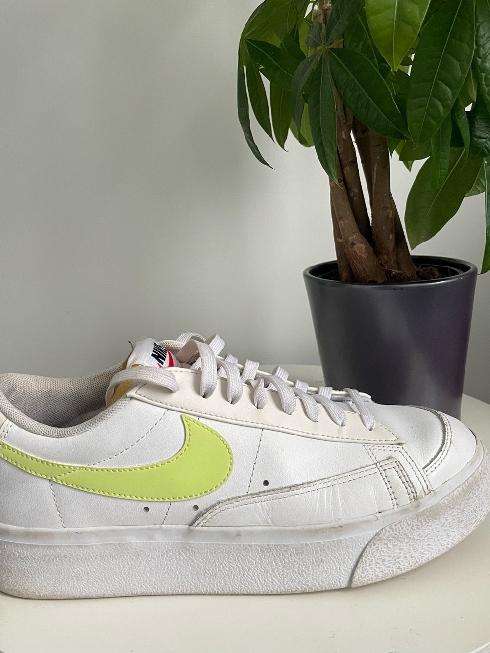 Women Size 10 Nike Blazer Low Platform Lemon Twist Shoes
